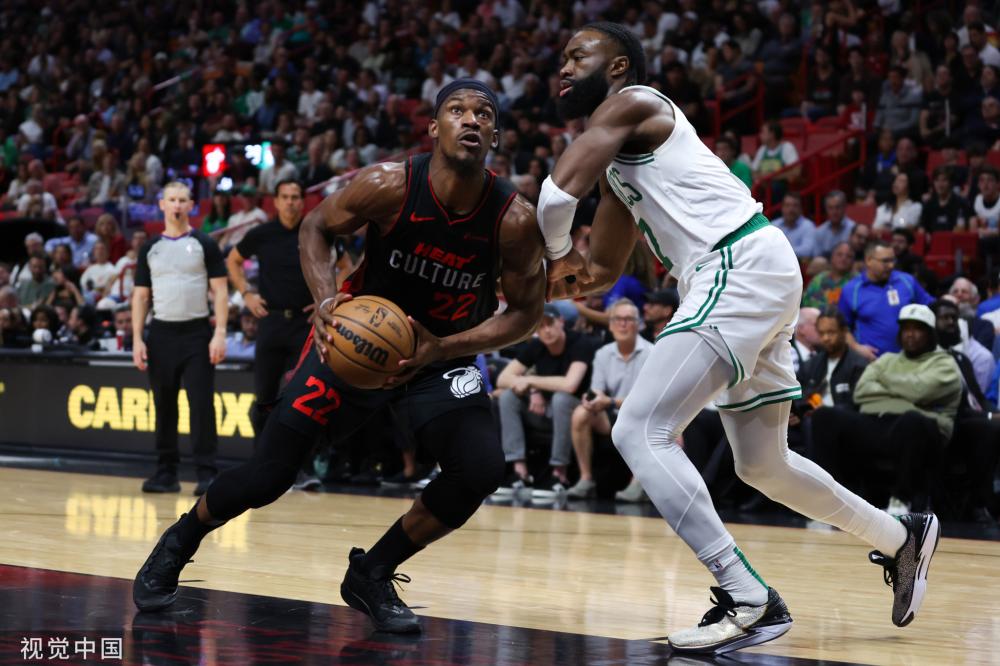 赛场走红 赛场走红