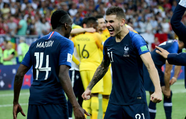 一个团队运 一个团队运