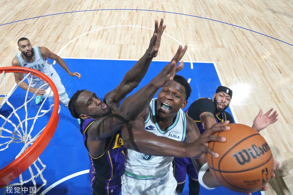 两队在赛季 两队在赛季