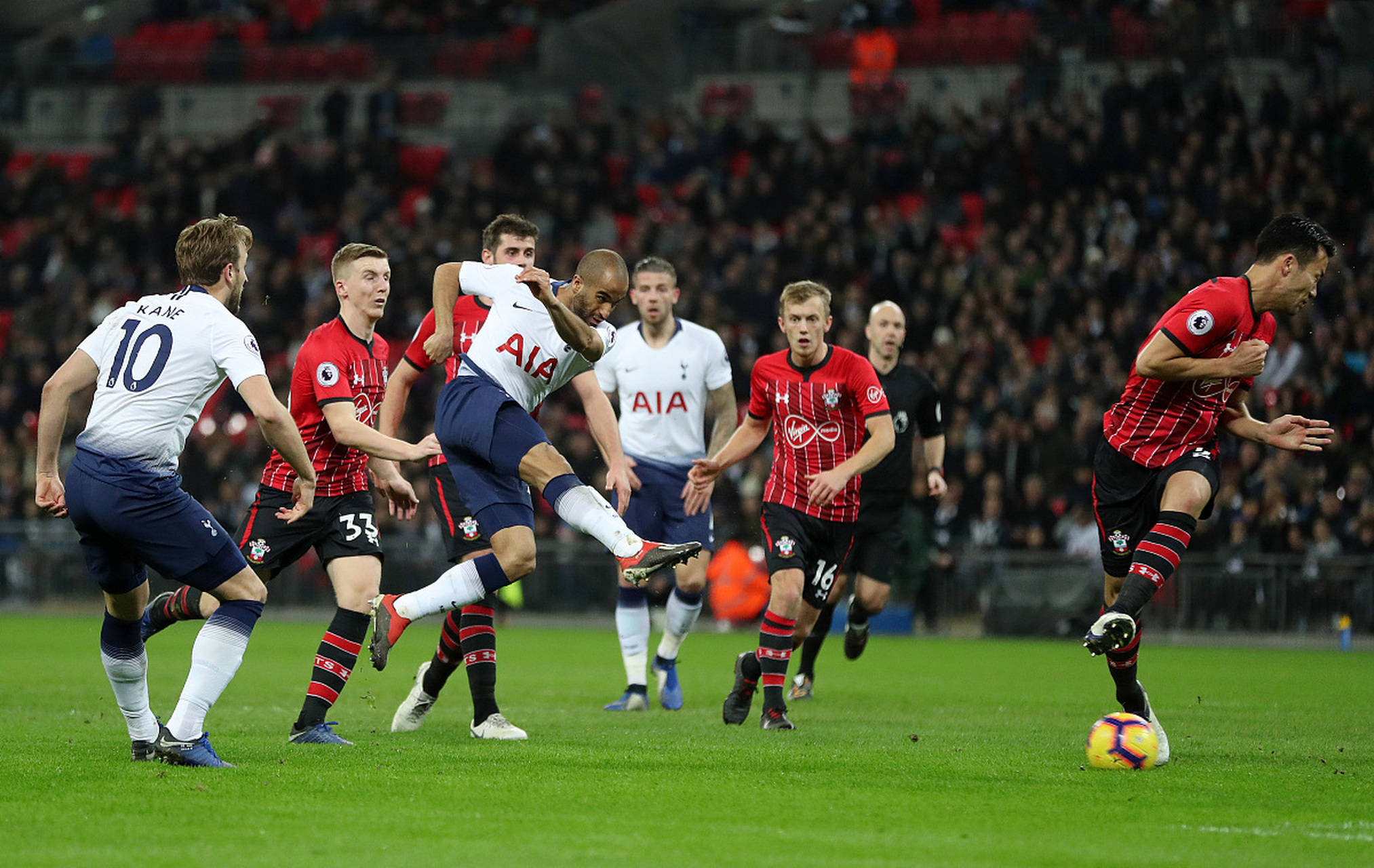 席的球員卻 席的球員卻