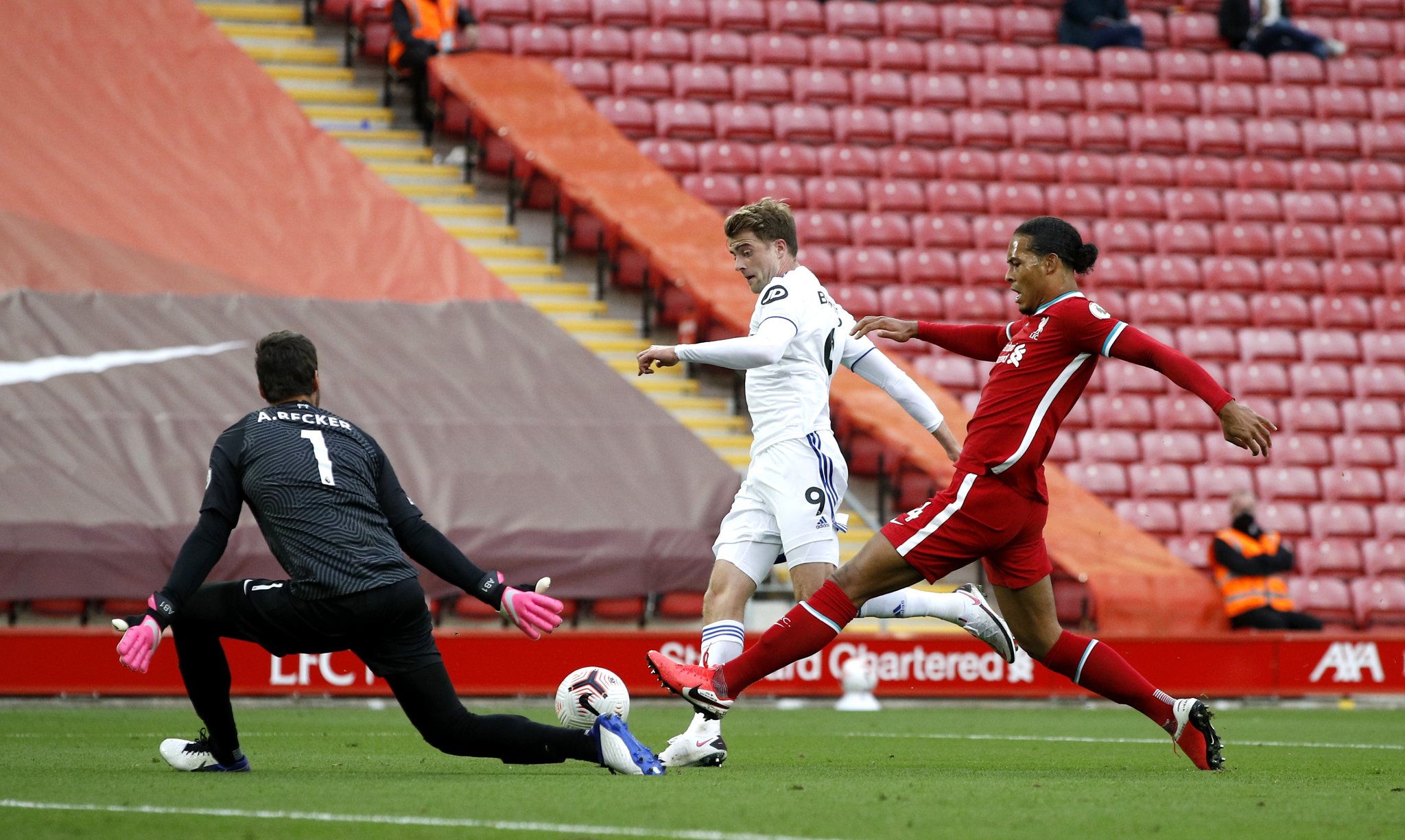 禁区防守 禁区防守